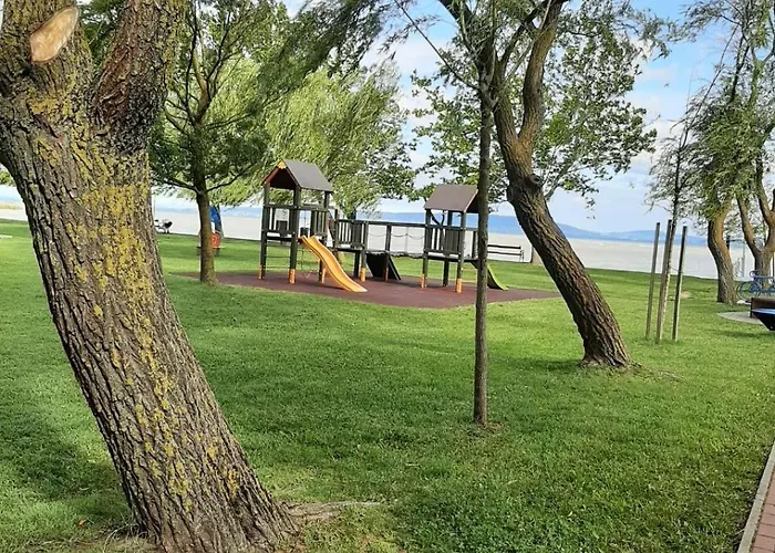 Elizabeth Vakantiehuis Balatonfenyves